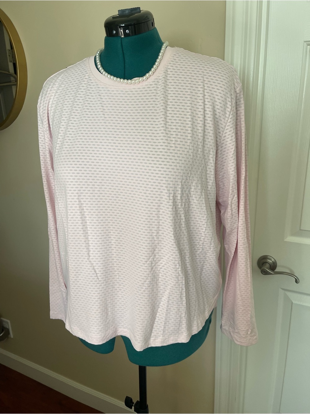 RBX Light Pink Long Sleeve Workout Top - Picture 8 of 9